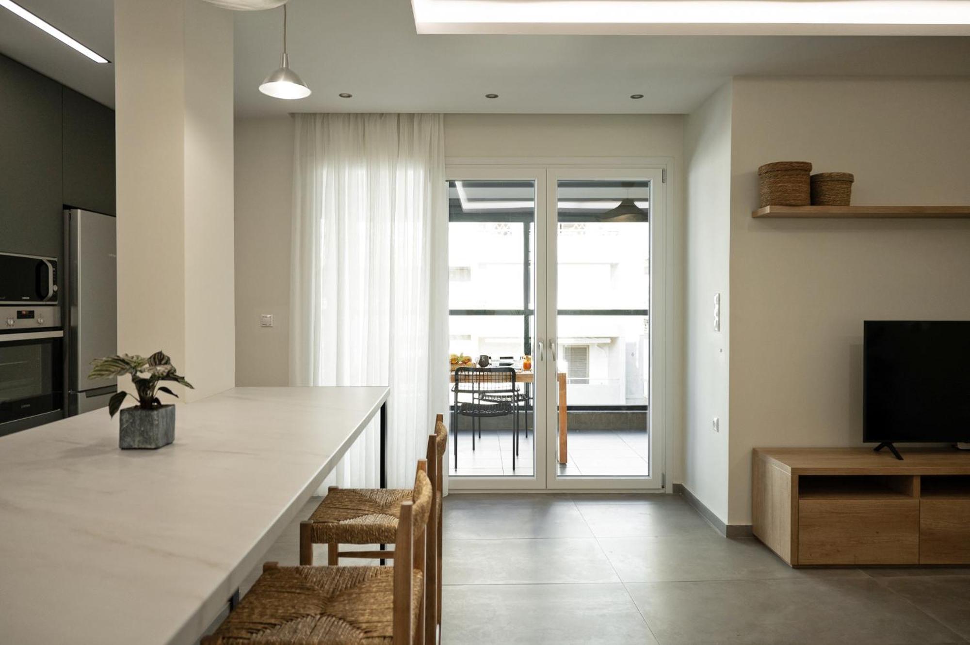L' Horizon Luxury Living By 8Essentially Ираклио Екстериор снимка